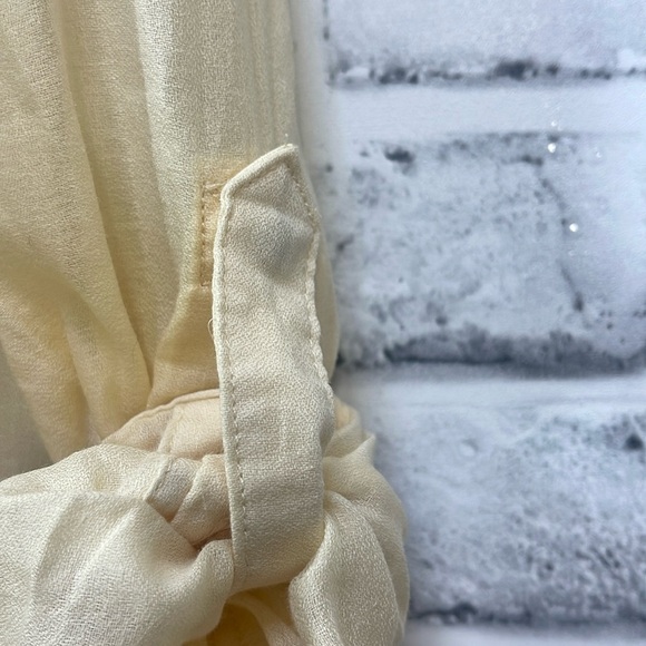 Sonoma Button Up Blouse w/ Roll and Snap Sleeve Extra Small - Picture 6 of 10